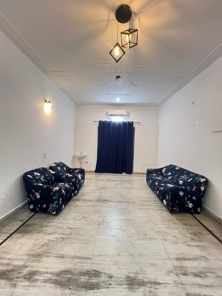Instant farmhouse booking